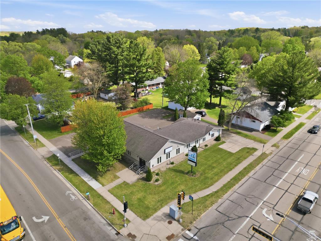 2108 S Broadway Street Menomonie WI 54751 7073371 image40