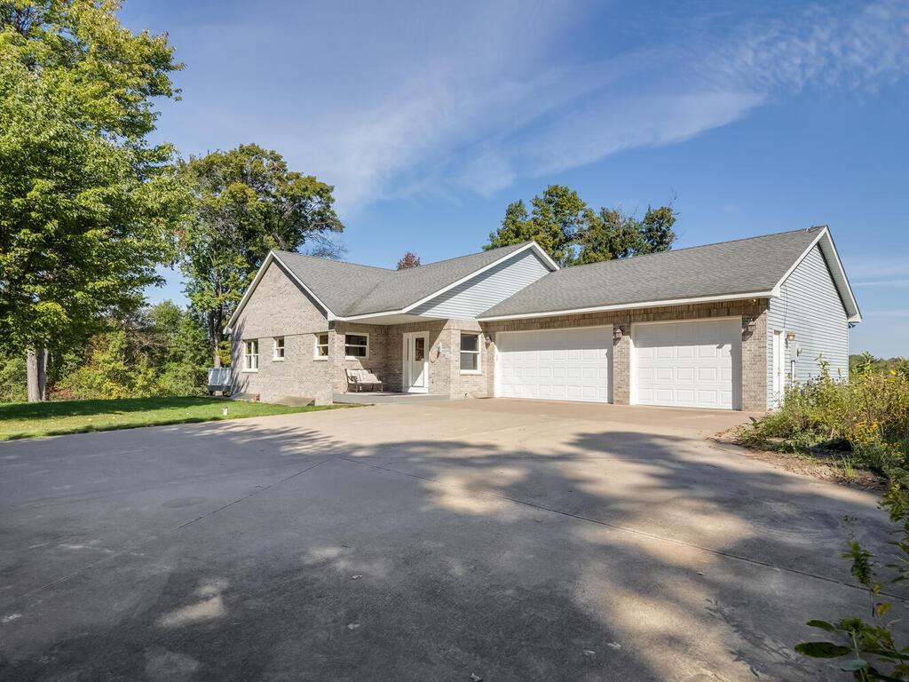 21087 National Street NE East Bethel MN 55011 6795371 image1