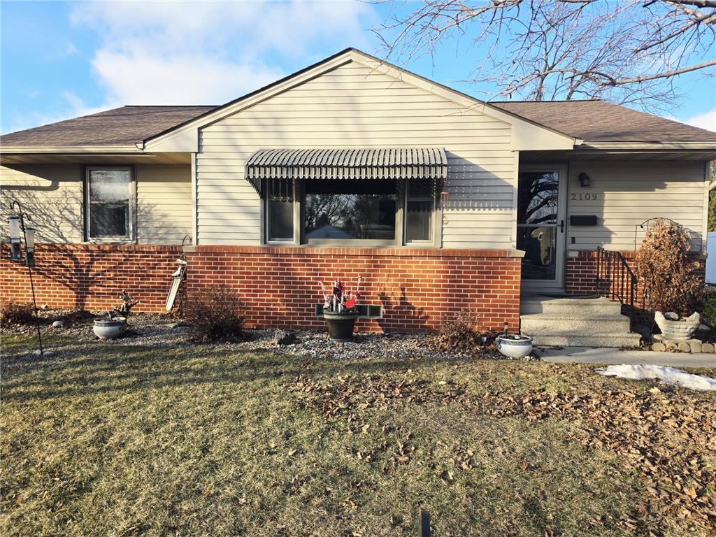 2109 4th Avenue SE Austin MN 55912 7011347 image1