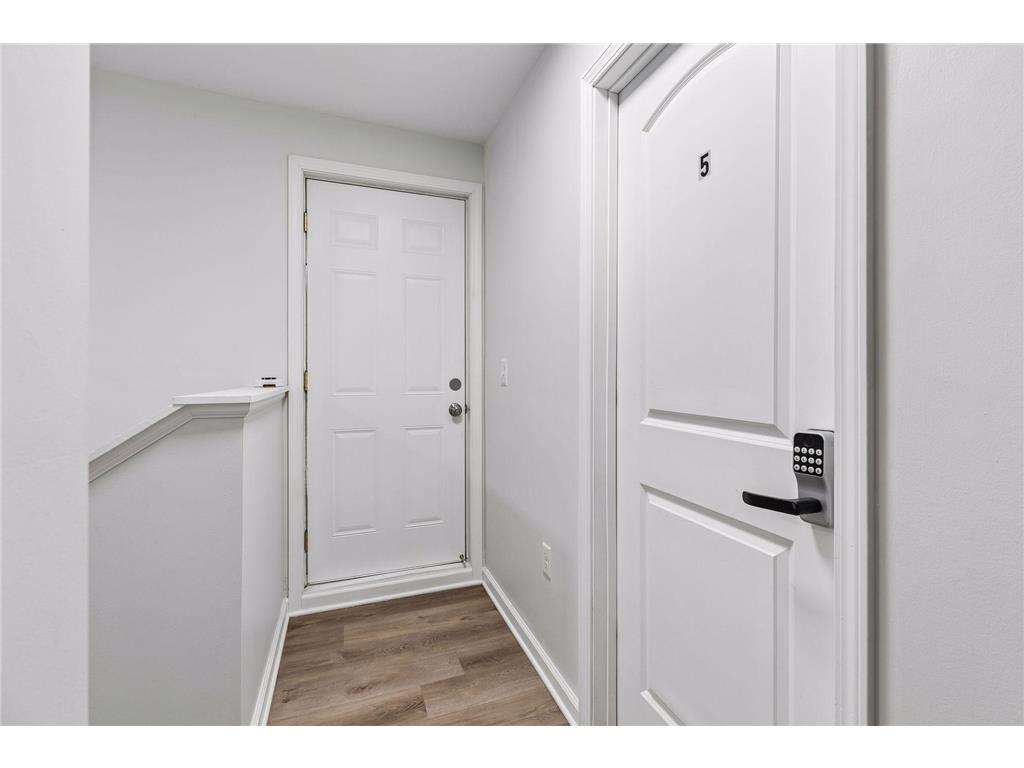 2109 Aldrich Avenue S Minneapolis MN 55405 7062934 image16