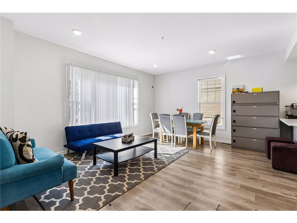 2109 Aldrich Avenue S Minneapolis MN 55405 7062934 image21
