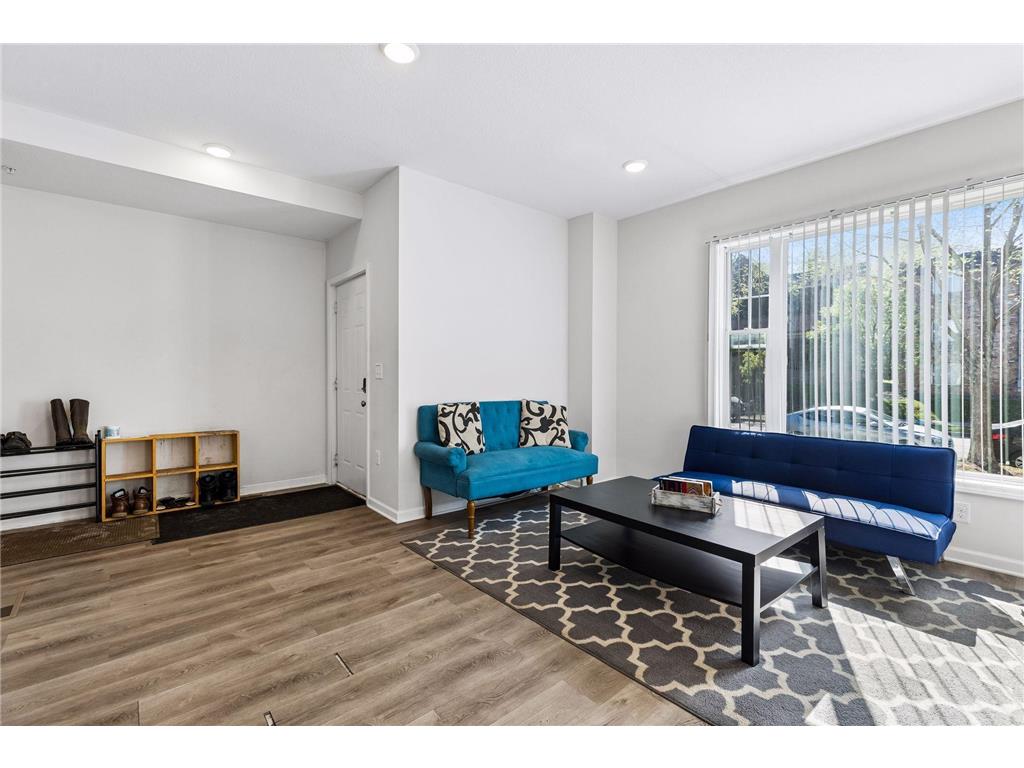 2109 Aldrich Avenue S Minneapolis MN 55405 7062934 image22