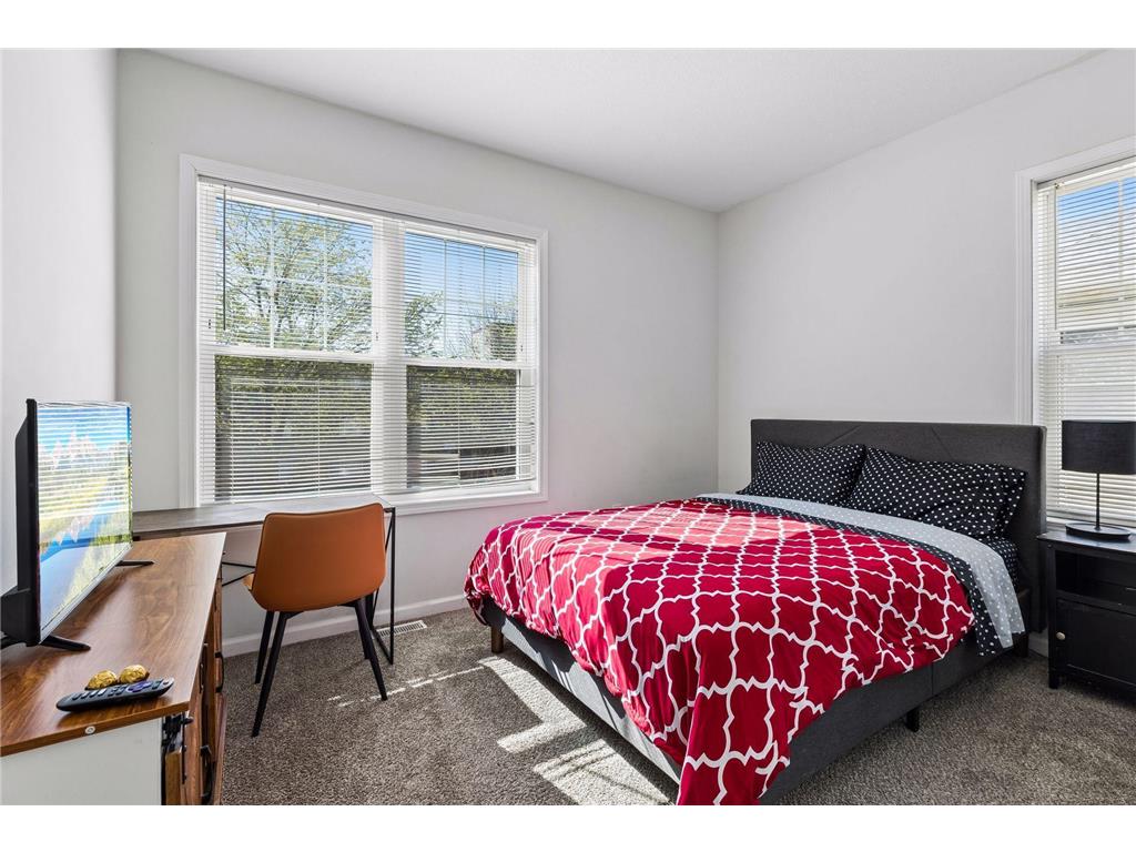 2109 Aldrich Avenue S Minneapolis MN 55405 7062934 image28
