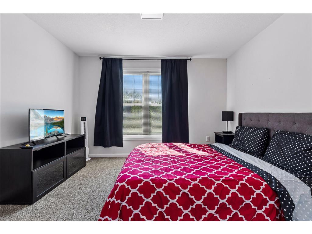2109 Aldrich Avenue S Minneapolis MN 55405 7062934 image32