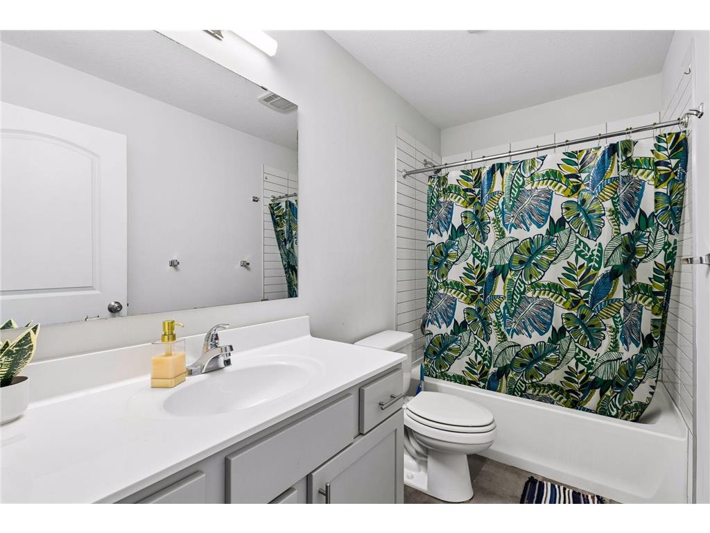 2109 Aldrich Avenue S Minneapolis MN 55405 7062934 image35