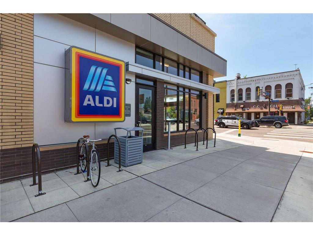 2109 Aldrich Avenue S Minneapolis MN 55405 7062934 image46