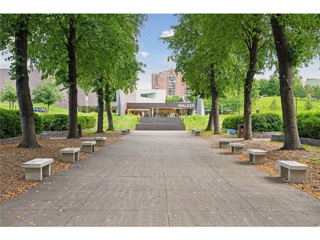 2109 Aldrich Avenue S Minneapolis MN 55405 7062934 image50