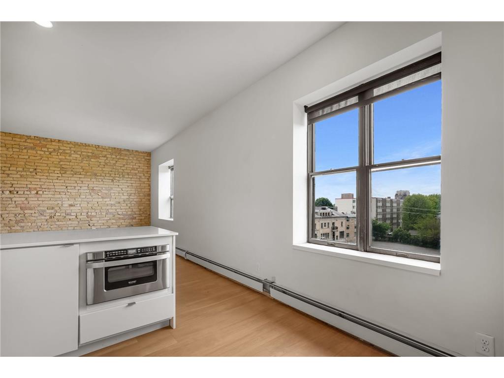 2109 Blaisdell Avenue #402 Minneapolis MN 55404 7085568 image7