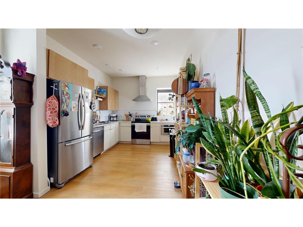 2109 Blaisdell Avenue #403 Minneapolis MN 55404 7065708 image4