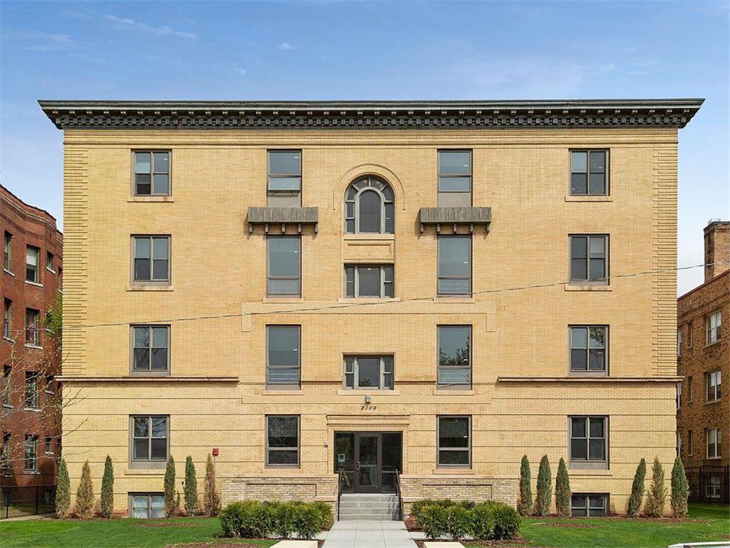 2109 Blaisdell Avenue #403 Minneapolis MN 55404 7065708 image7