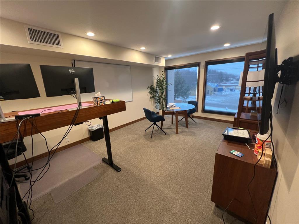 2109 Broadway Avenue S Rochester MN 55904 6760035 image24