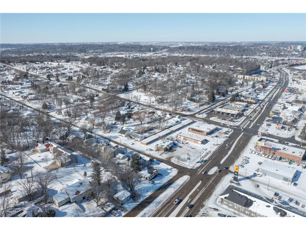 2109 Broadway Avenue S Rochester MN 55904 6760035 image28