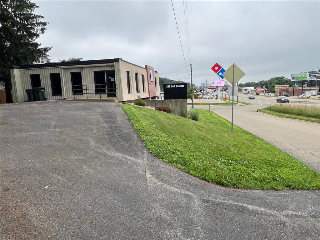 2109 Broadway Avenue S Rochester MN 55904 6760035 image3