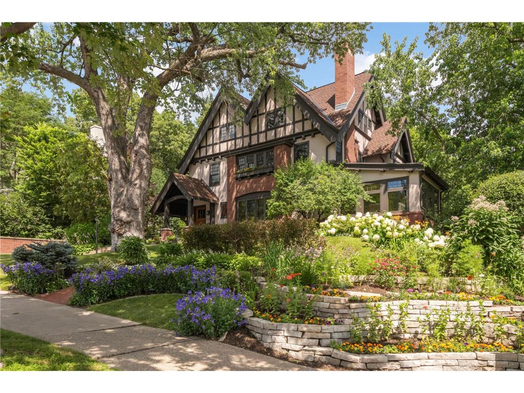 2109 James Avenue S Minneapolis MN 55405 - Lake of the Isles 6751992 image1