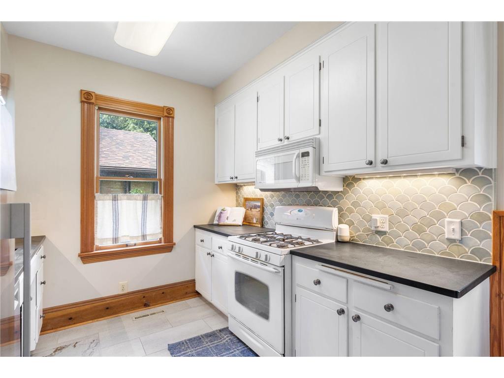 2109 Milwaukee Avenue Minneapolis MN 55404 7056012 image16