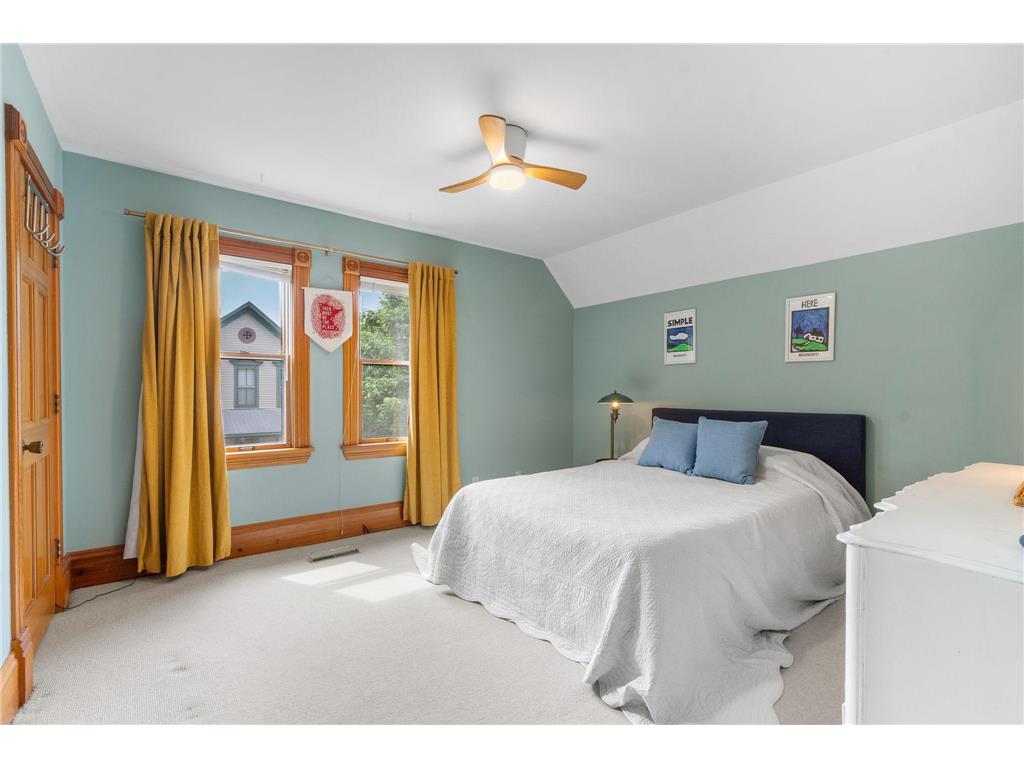 2109 Milwaukee Avenue Minneapolis MN 55404 7056012 image25