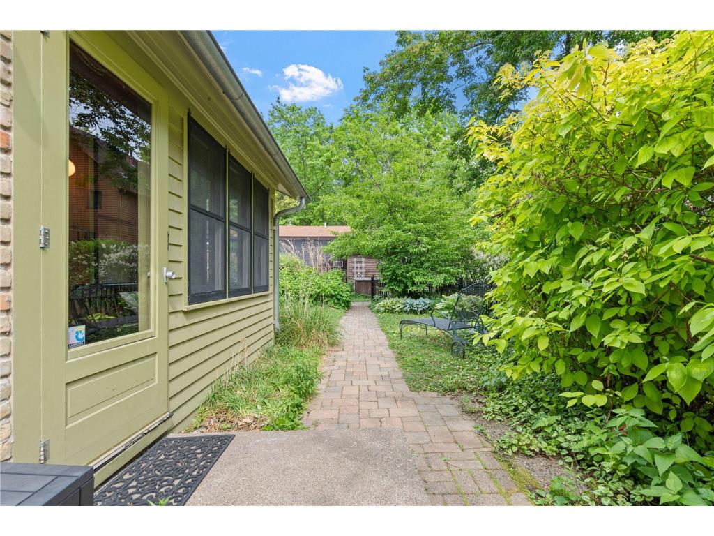2109 Milwaukee Avenue Minneapolis MN 55404 7056012 image40