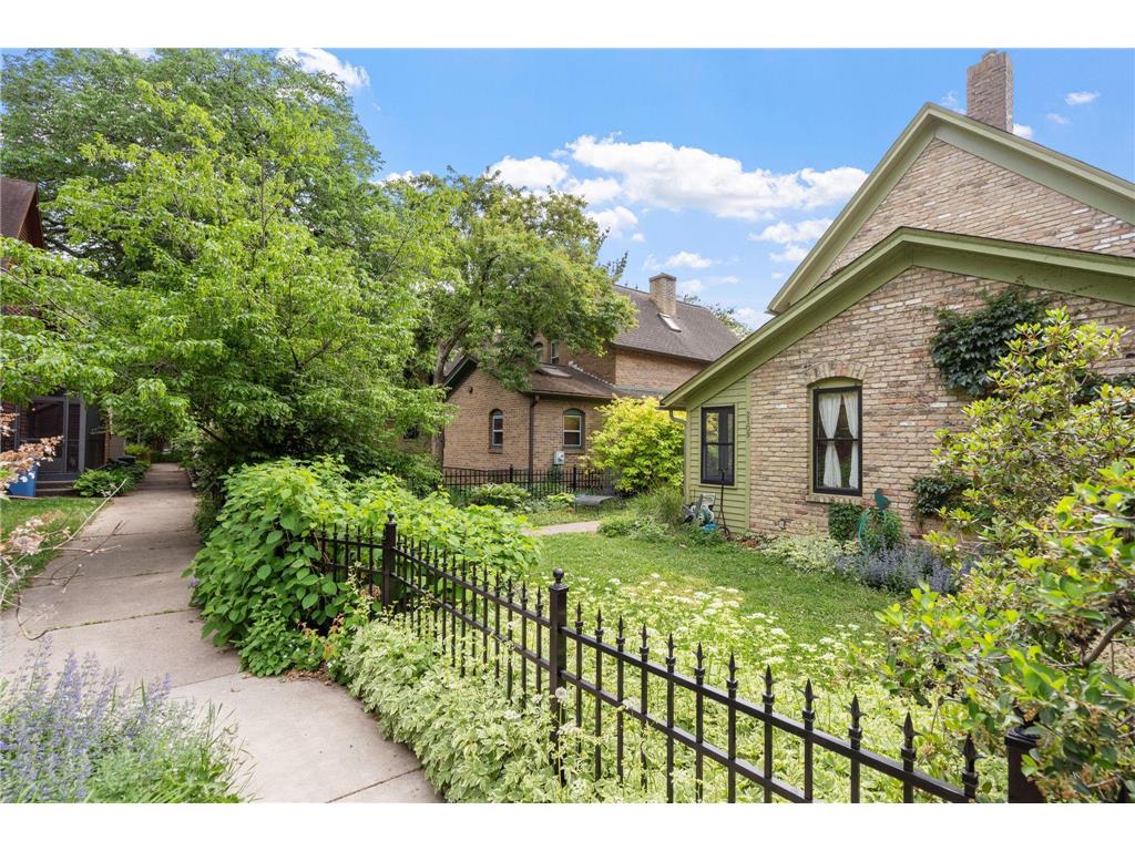 2109 Milwaukee Avenue Minneapolis MN 55404 7056012 image41