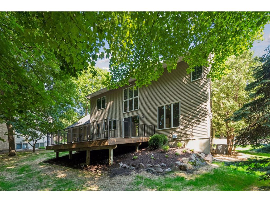 2109 Stone Creek Drive Chanhassen MN 55317 7099843 image23
