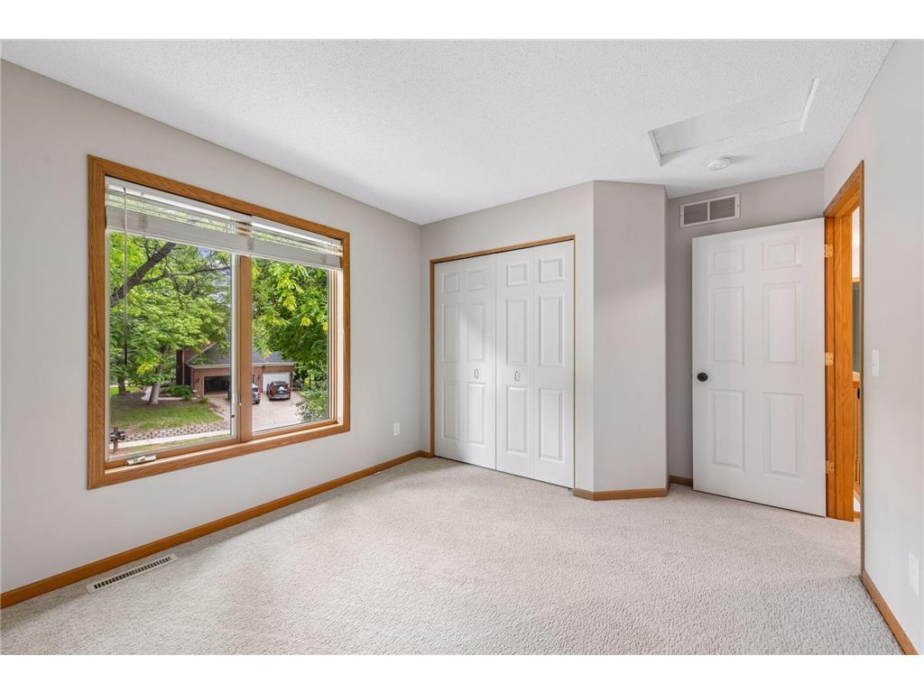 2109 Stone Creek Drive Chanhassen MN 55317 7099843 image51