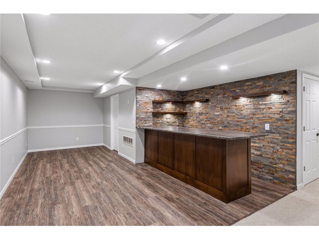 2109 Stone Creek Drive Chanhassen MN 55317 7099843 image54