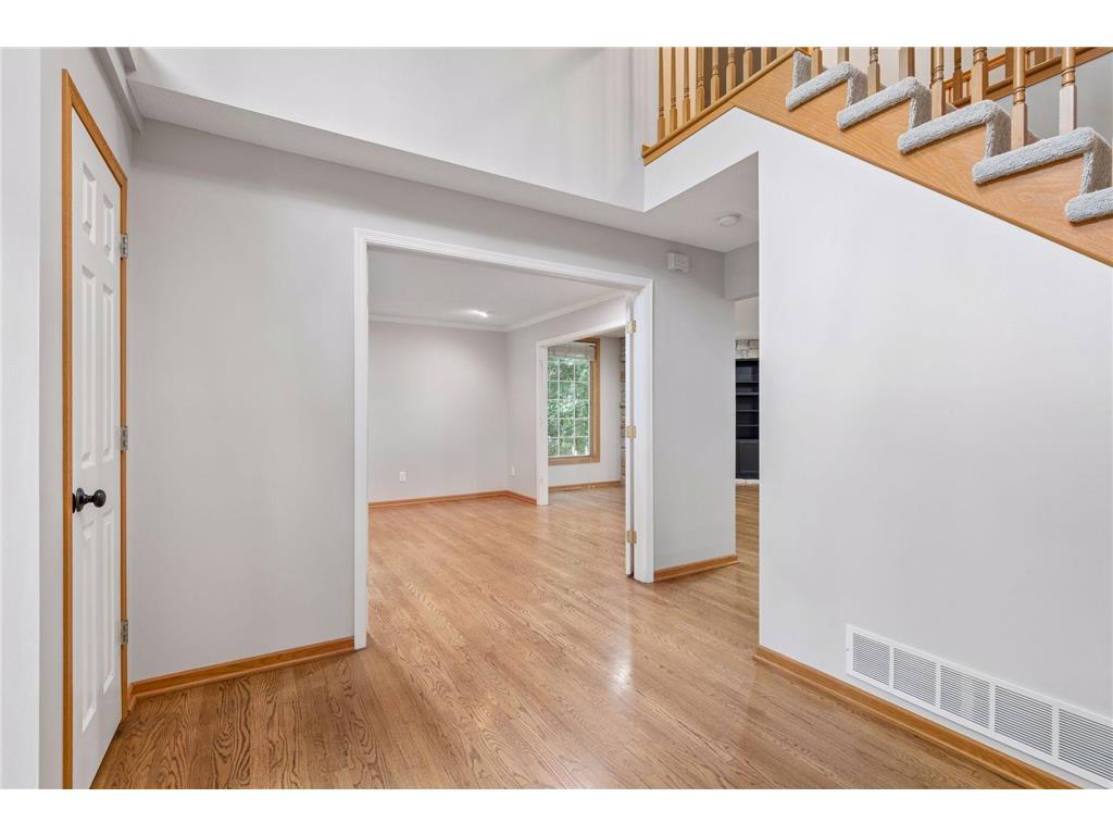 2109 Stone Creek Drive Chanhassen MN 55317 7099843 image58