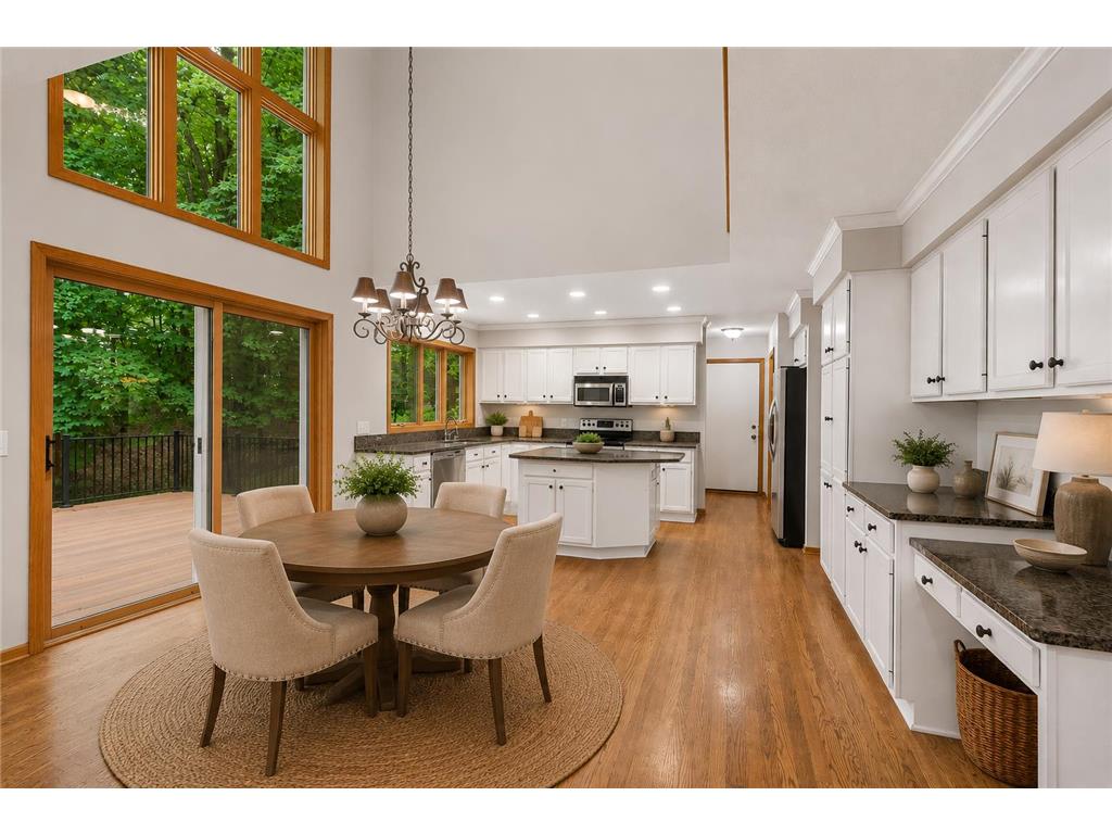 2109 Stone Creek Drive Chanhassen MN 55317 7099843 image6