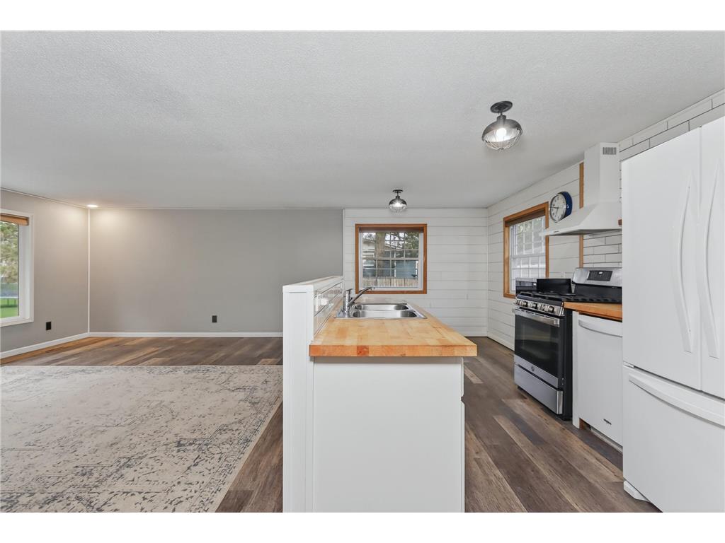 2109 Strader Drive Grand Rapids MN 55744 7079427 image10