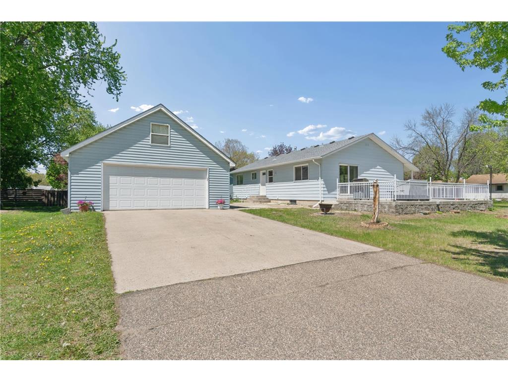 2109 Yellowstone Trail Brooklyn Park MN 55444 7065574 image33