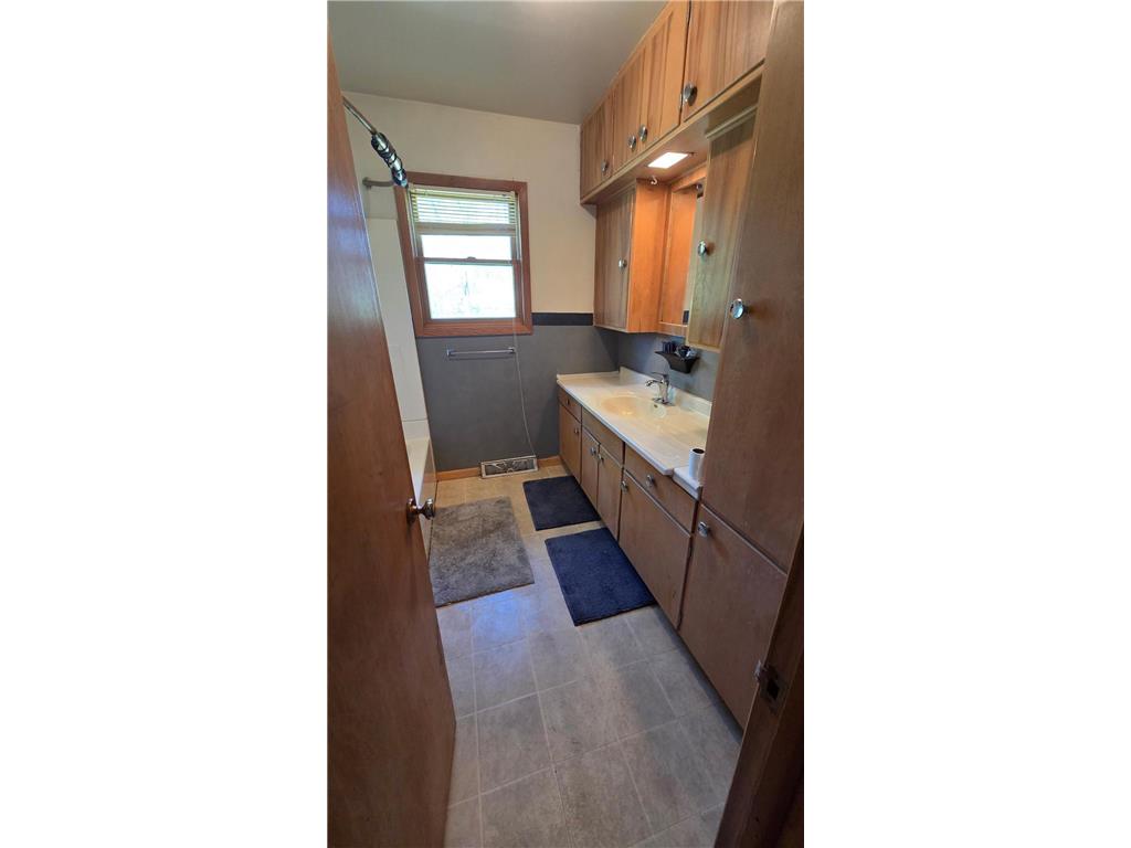 211 13th Street Heron Lake MN 56137 7065747 image10