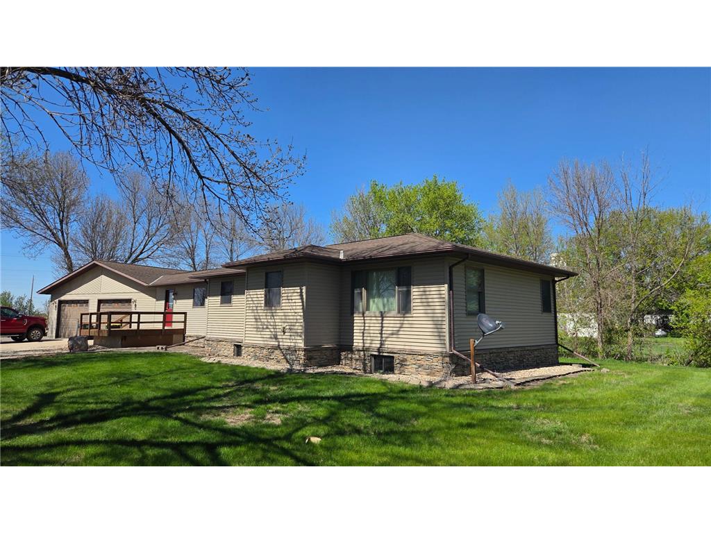 211 13th Street Heron Lake MN 56137 7065747 image25
