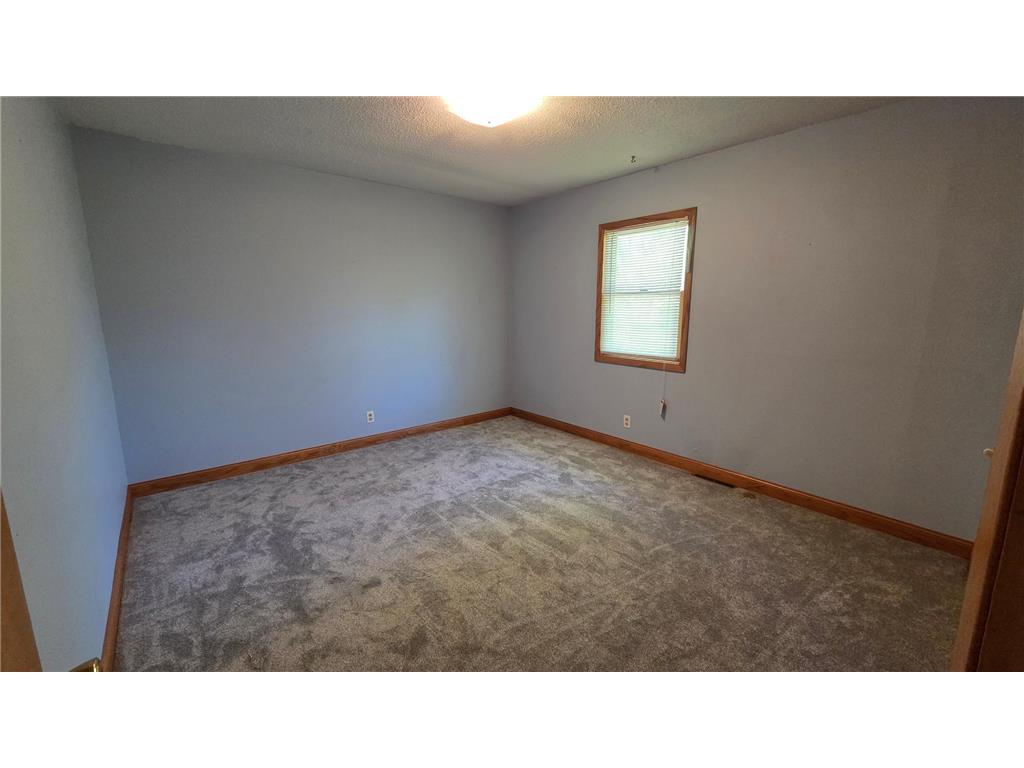 211 13th Street Heron Lake MN 56137 7065747 image8