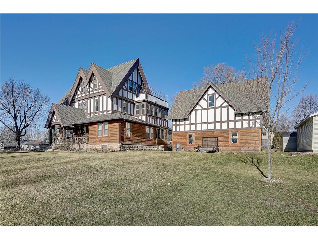 211 2nd Street NW New Prague MN 56071 6468114 image1