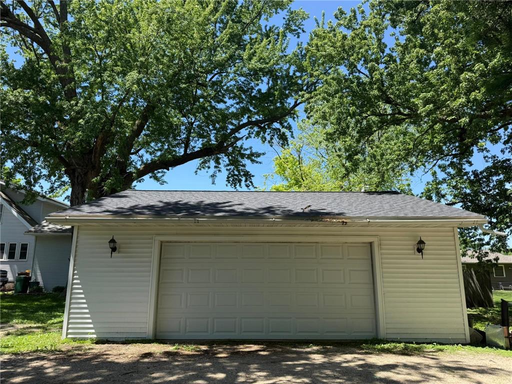 211 2nd Street SE New Richland MN 56072 7081639 image21