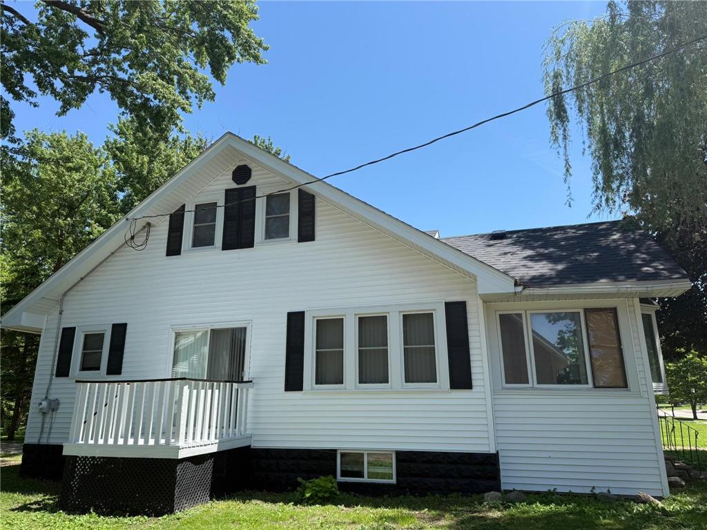 211 2nd Street SE New Richland MN 56072 7081639 image3