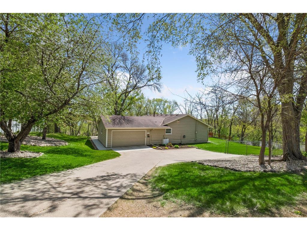 211 3rd Avenue SE Norwood Young America MN 55397 7060865 image2