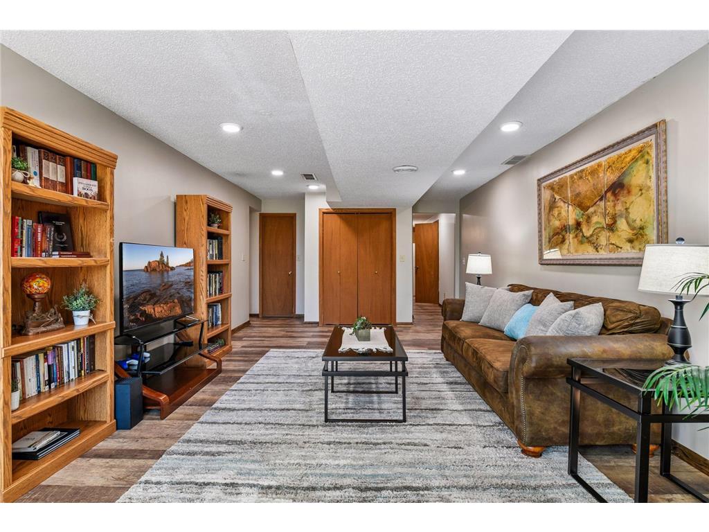 211 3rd Avenue SE Norwood Young America MN 55397 7060865 image41