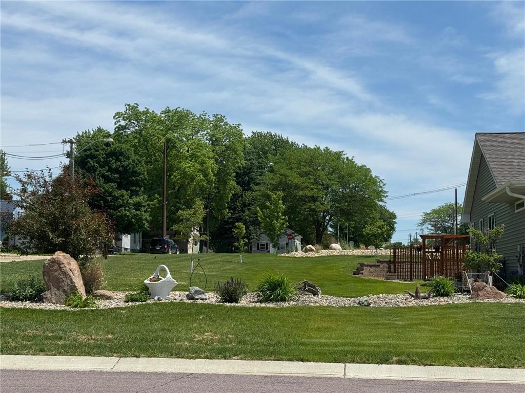 211 3rd Avenue SW Wells MN 56097 7083863 image24