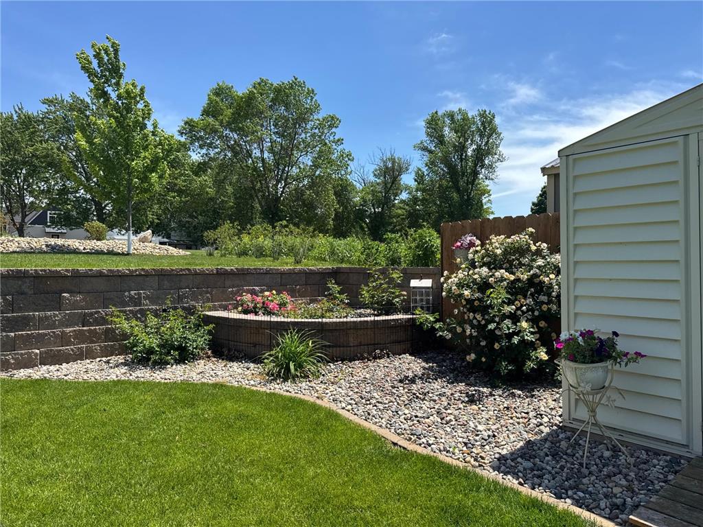 211 3rd Avenue SW Wells MN 56097 7083863 image4