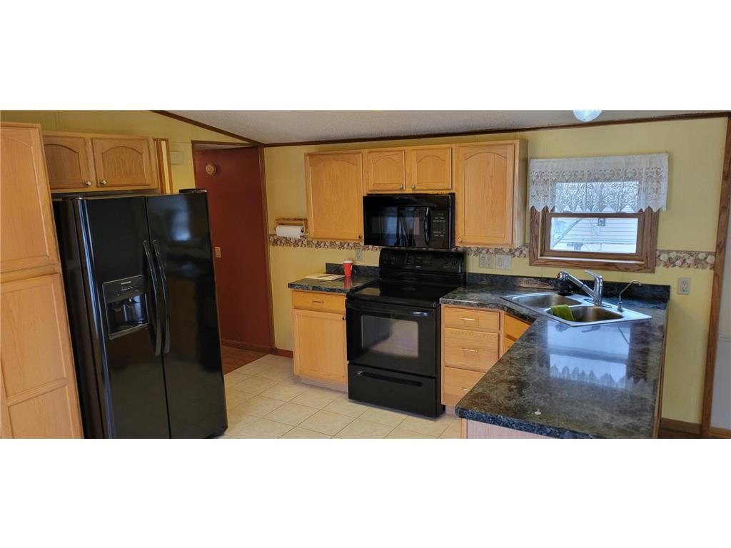 211 4th Avenue SE Baudette MN 56623 7054702 image10