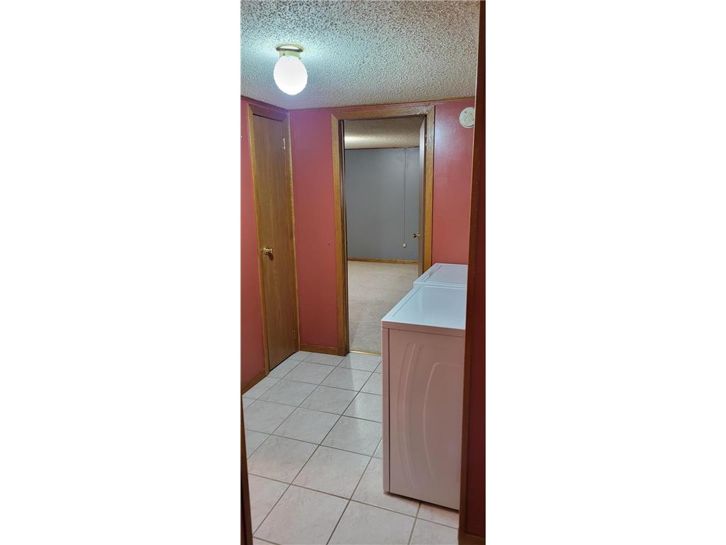 211 4th Avenue SE Baudette MN 56623 7054702 image18