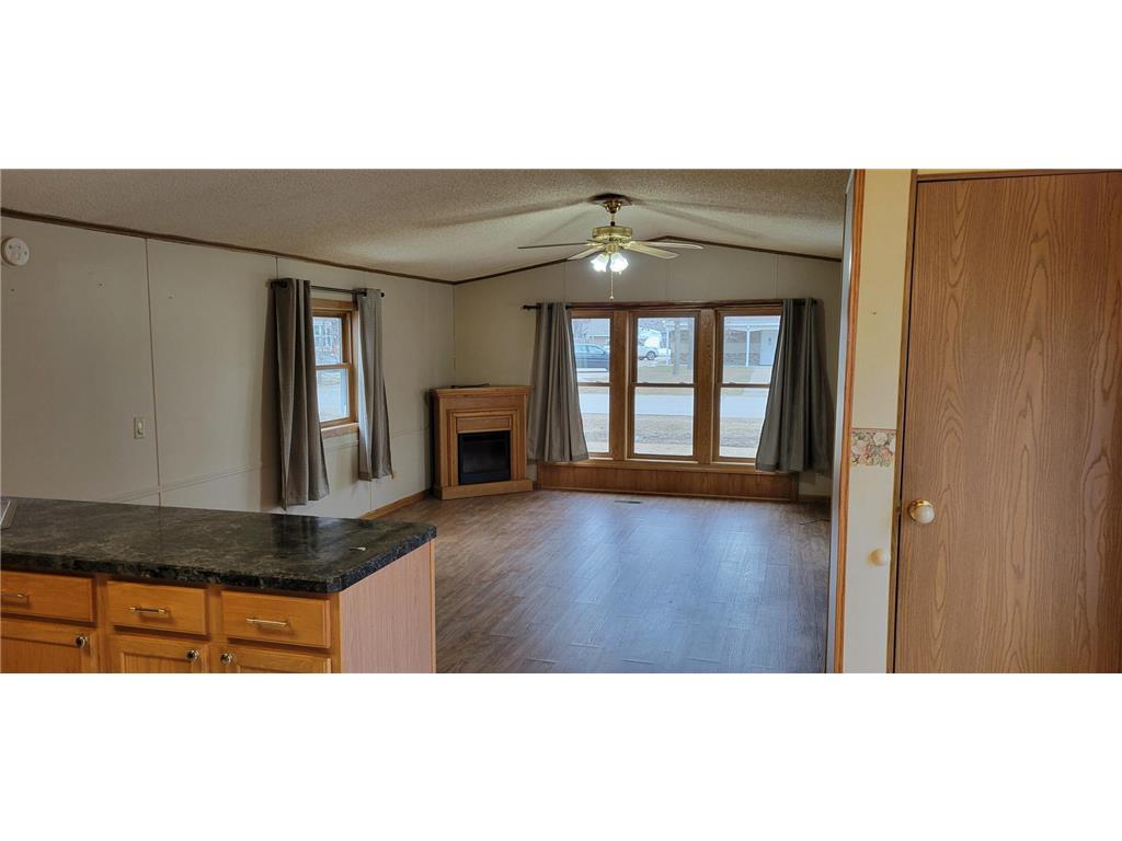 211 4th Avenue SE Baudette MN 56623 7054702 image7