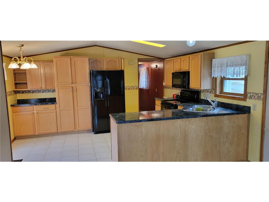 211 4th Avenue SE Baudette MN 56623 7054702 image9