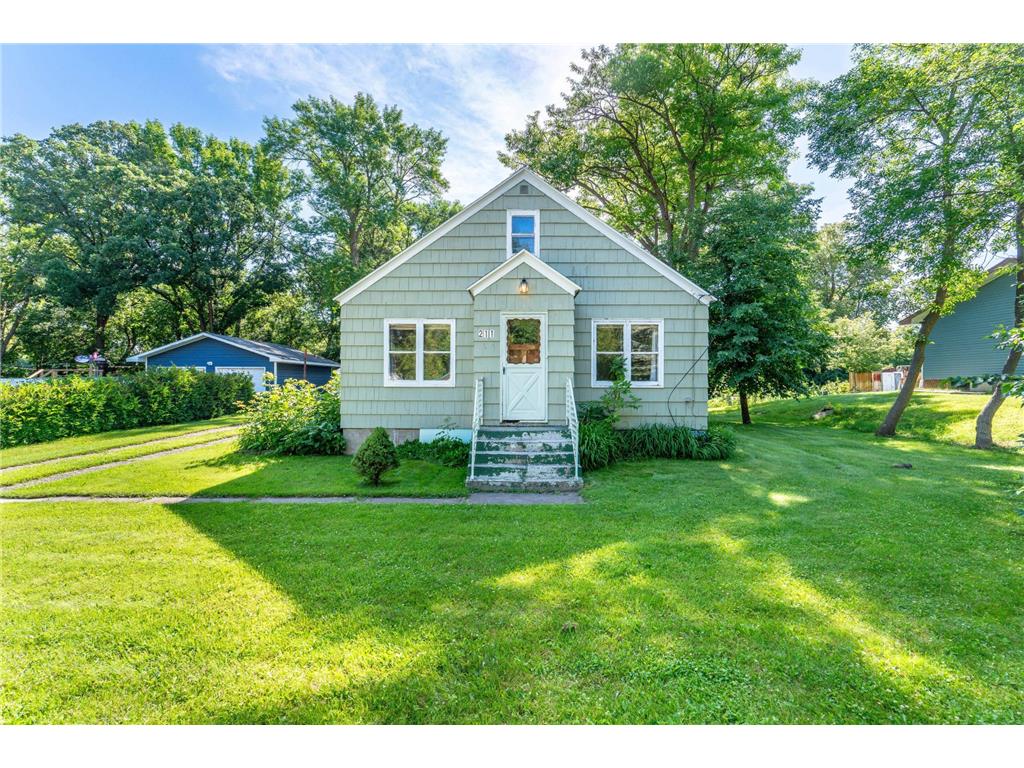 211 5th Street SE Pelican Rapids MN 56572 7112509 image1