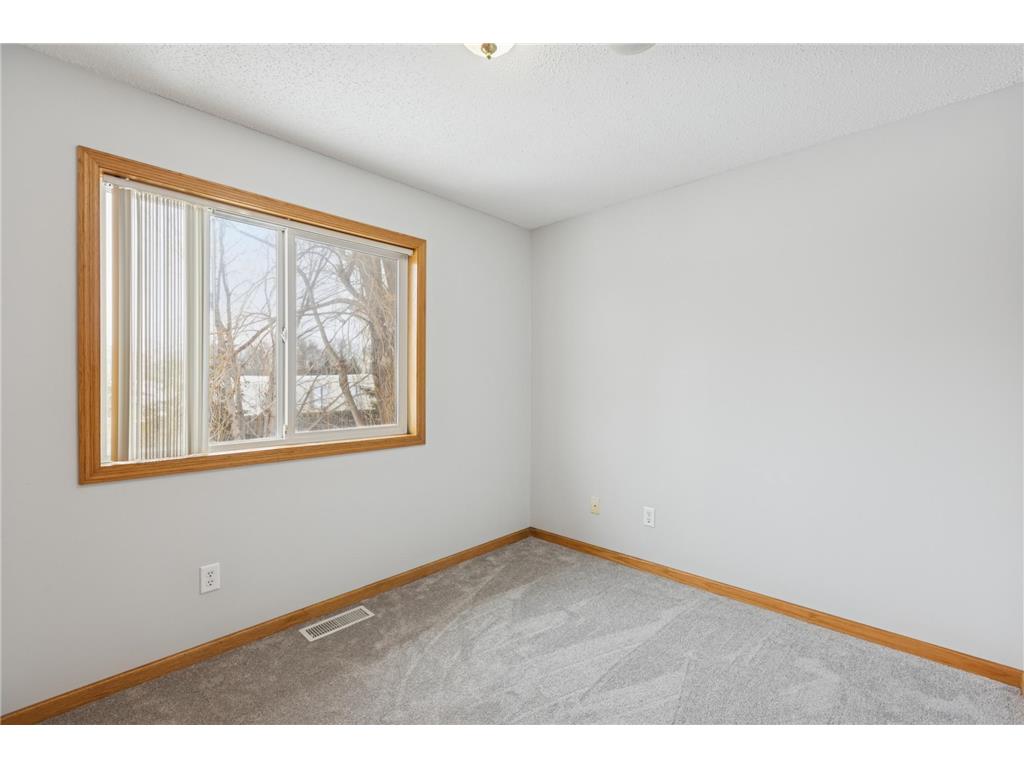 211 7th Street S Winsted MN 55395 7070643 image18
