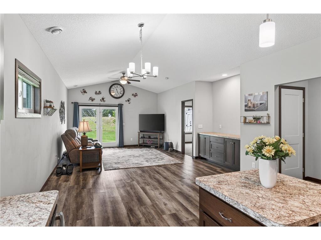 211 8th Avenue NE Isanti MN 55040 7080431 image13