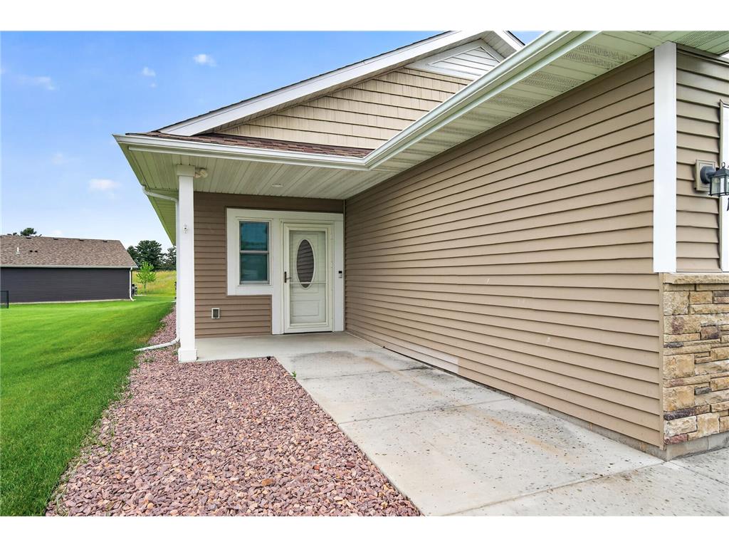 211 8th Avenue NE Isanti MN 55040 7080431 image2