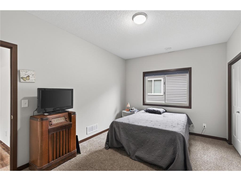 211 8th Avenue NE Isanti MN 55040 7080431 image21