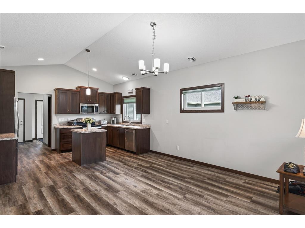 211 8th Avenue NE Isanti MN 55040 7080431 image9