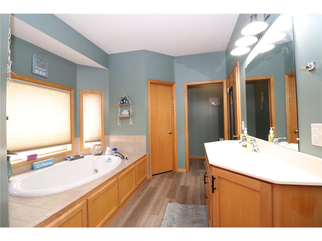211 8th Avenue NW New Prague MN 56071 7042478 image22